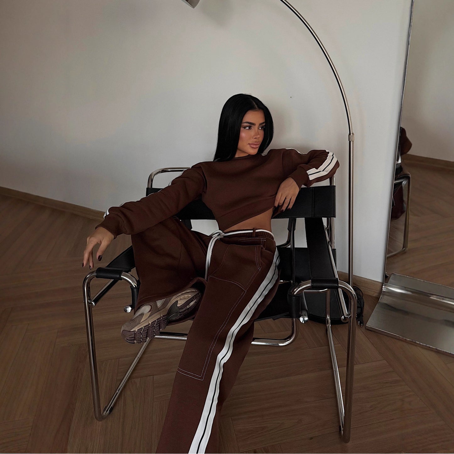 Womens Sportswear Set Crew-neck Long-sleeve Top And Pants