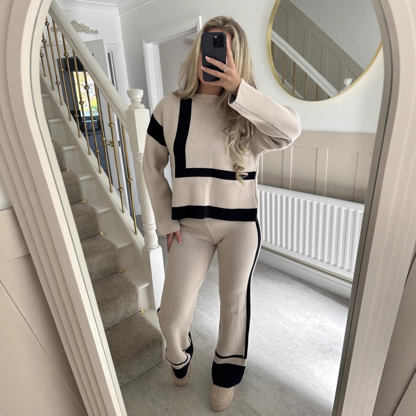 Crew-neck Sweater And Relaxed-fit Casual Pants Set