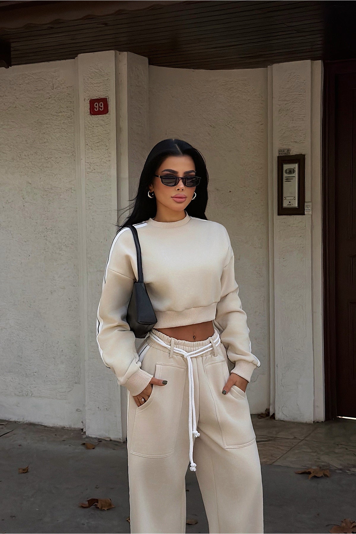 Womens Sportswear Set Crew-neck Long-sleeve Top And Pants