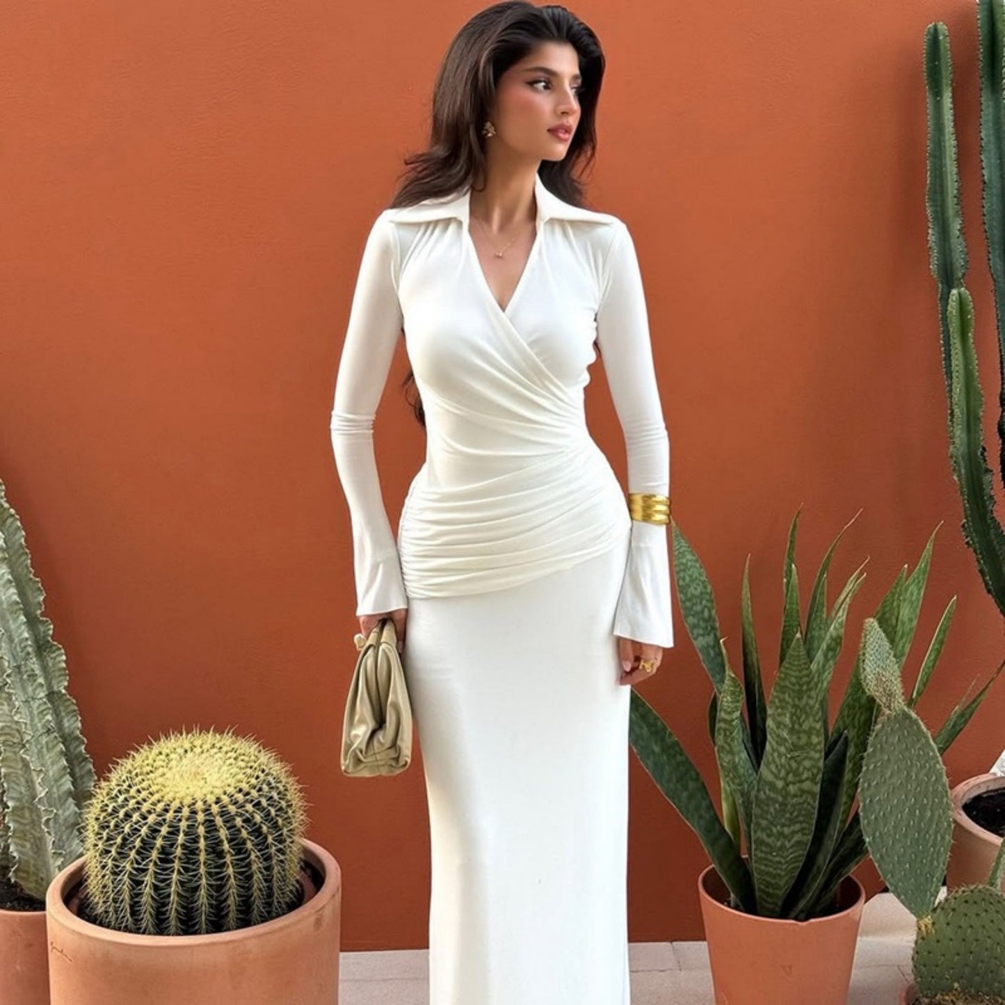 Womens Elegant Waist-cinching V-neck Long-sleeve Dress