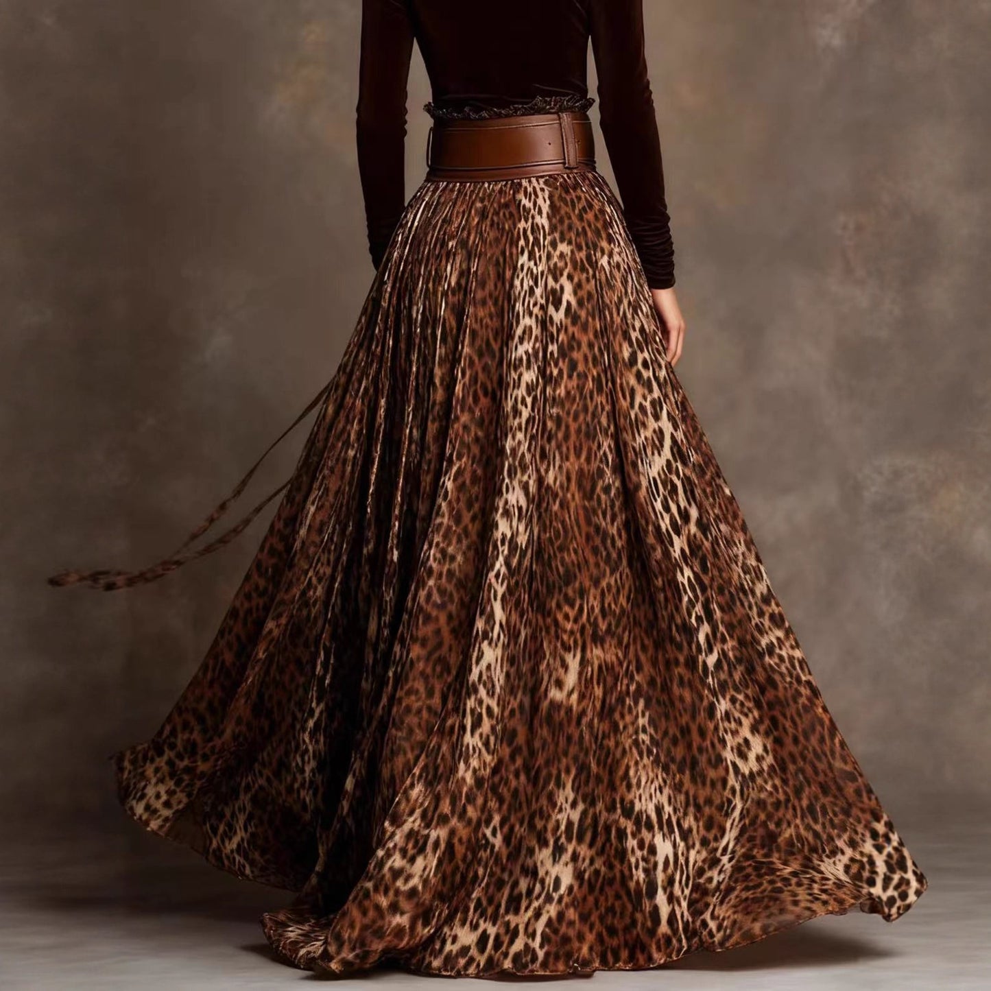 Womens High-waisted Figure-flattering, Versatile Drapey Casual Dress