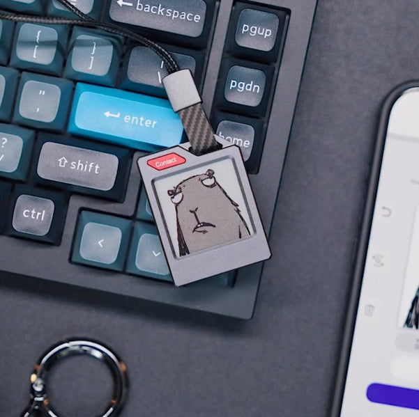 Battery-free NFC Passive Tri-color E-ink Keychain